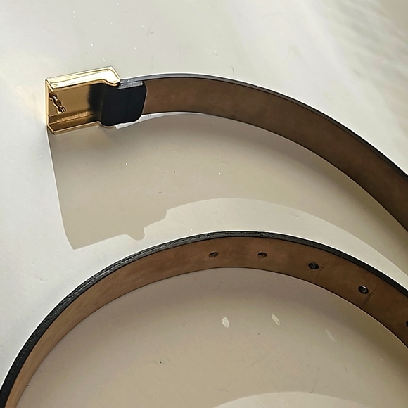 Authentic! Burberry Belt Womens Black Luxury Designer Belt Gold Size 36 Italy - Picture 9 of 12